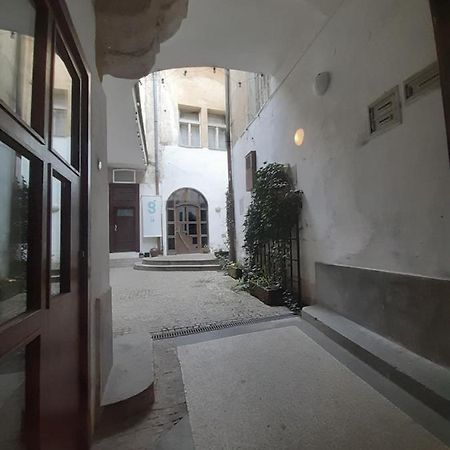 Soukromy Pokoj V Srdci Prahy Appartement Praag Buitenkant foto