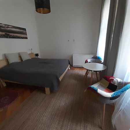 Soukromy Pokoj V Srdci Prahy Appartement Praag Buitenkant foto