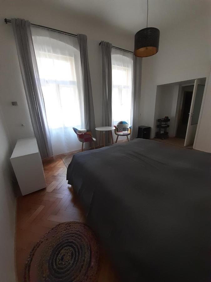 Soukromy Pokoj V Srdci Prahy Appartement Praag Buitenkant foto