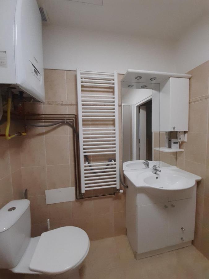 Soukromy Pokoj V Srdci Prahy Appartement Praag Buitenkant foto